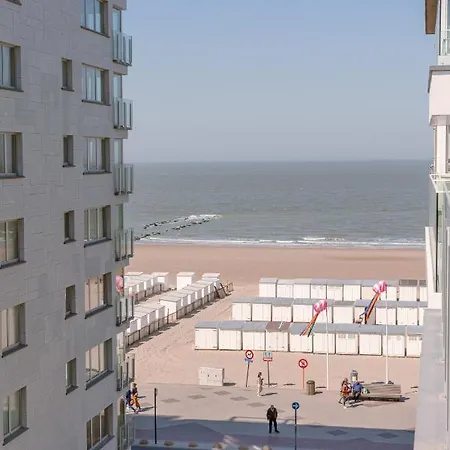 Heavenly Penthouse With Lateral Sea View Apartment Knokke-Heist