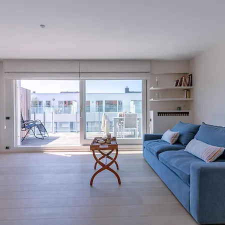 Heavenly Penthouse With Lateral Sea View Apartmán